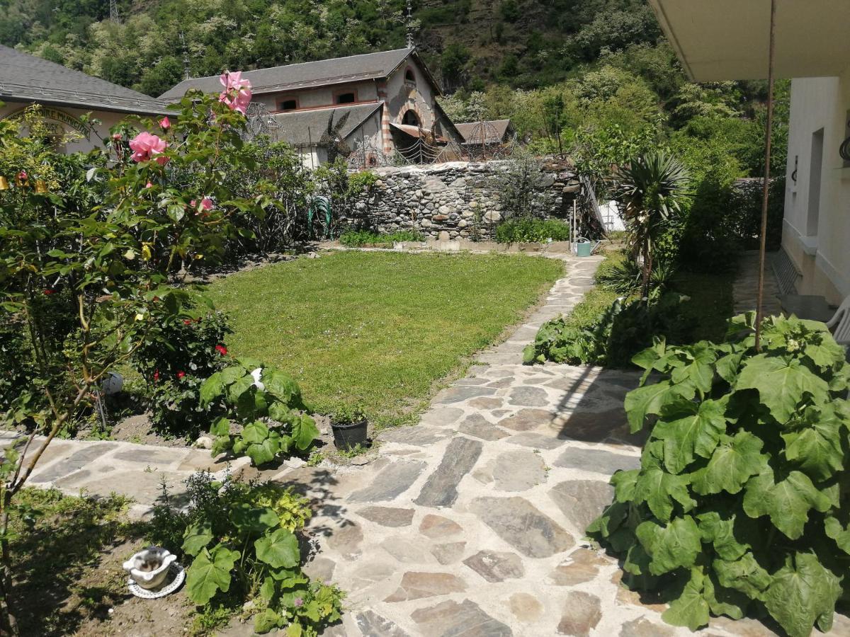 Les Rosiers Villa Bagnères-de-Luchon Eksteriør bilde